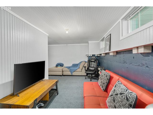 15050 Sw WARBLER Way 103, Beaverton, OR 97007