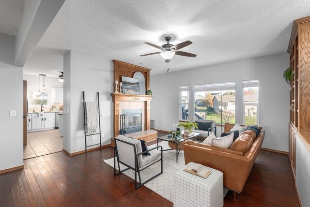 1361 Lake Edge, Goddard, KS 67052