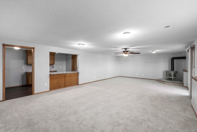 1361 Lake Edge, Goddard, KS 67052