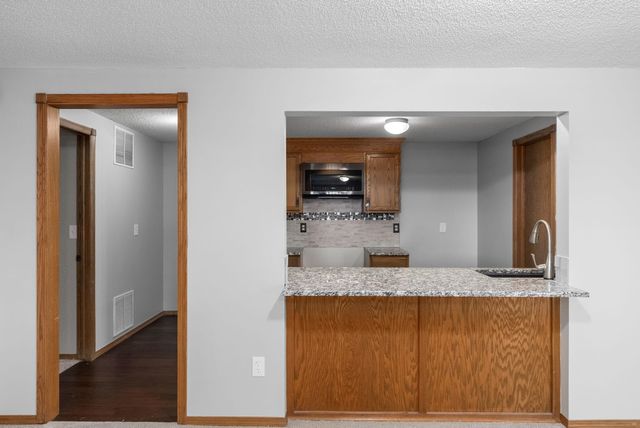 1361 Lake Edge, Goddard, KS 67052