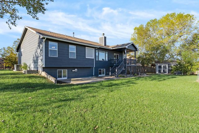 1361 Lake Edge, Goddard, KS 67052