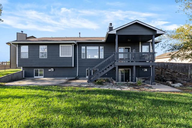 1361 Lake Edge, Goddard, KS 67052