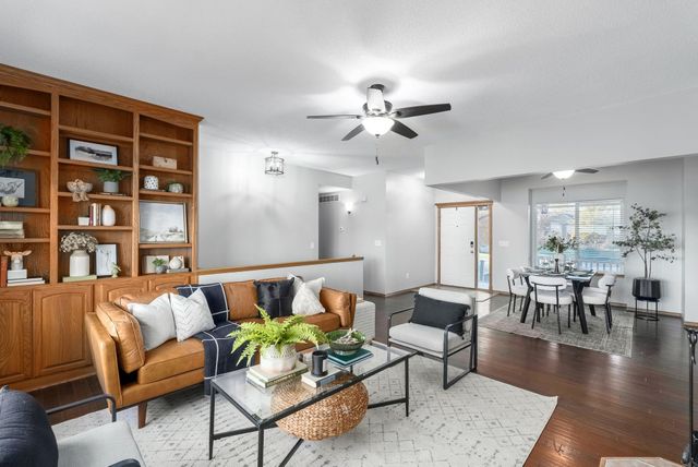 1361 Lake Edge, Goddard, KS 67052