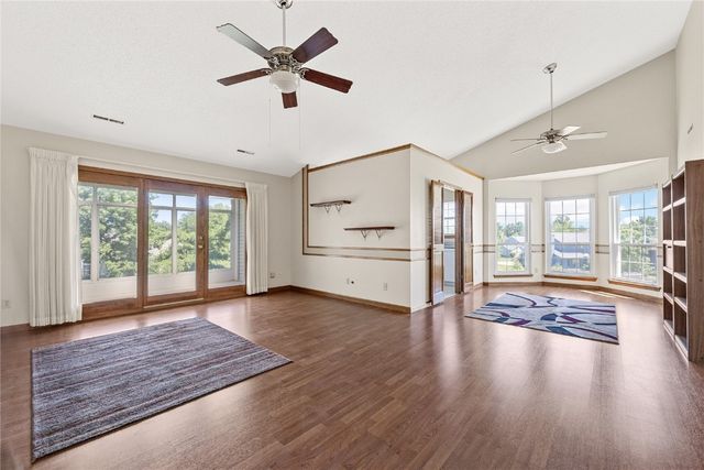 3490 Willowridge Road D, Marion, IA 52302