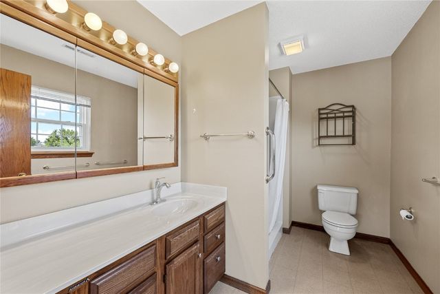 3490 Willowridge Road D, Marion, IA 52302