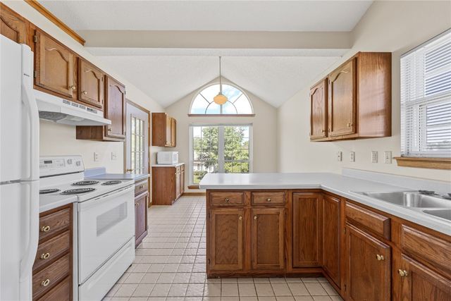 3490 Willowridge Road D, Marion, IA 52302