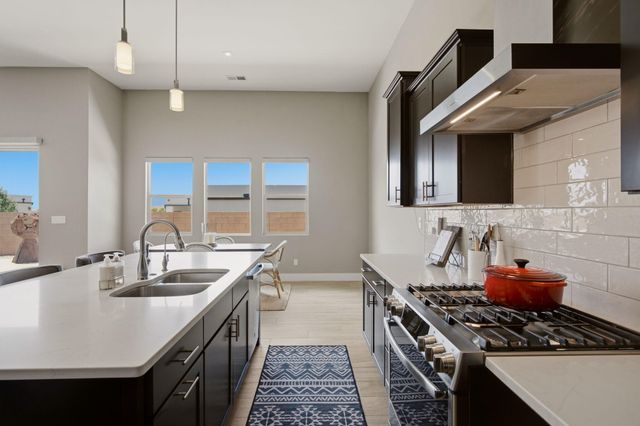 7907 Tiburon Hills Drive NW, Albuquerque, NM 87120