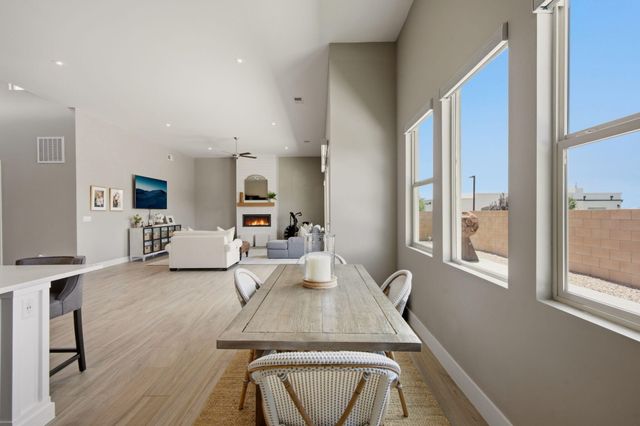 7907 Tiburon Hills Drive NW, Albuquerque, NM 87120