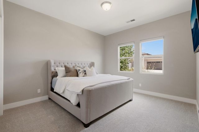 7907 Tiburon Hills Drive NW, Albuquerque, NM 87120