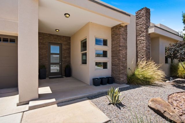 7907 Tiburon Hills Drive NW, Albuquerque, NM 87120