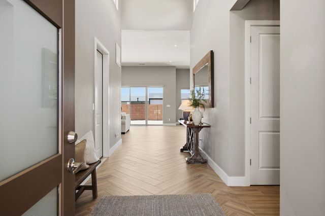 7907 Tiburon Hills Drive NW, Albuquerque, NM 87120