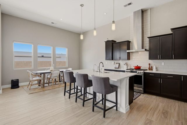 7907 Tiburon Hills Drive NW, Albuquerque, NM 87120
