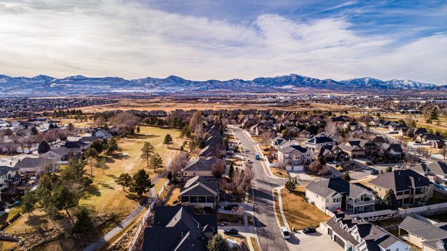 9995 S CADDIE CIR, South Jordan, UT 84009