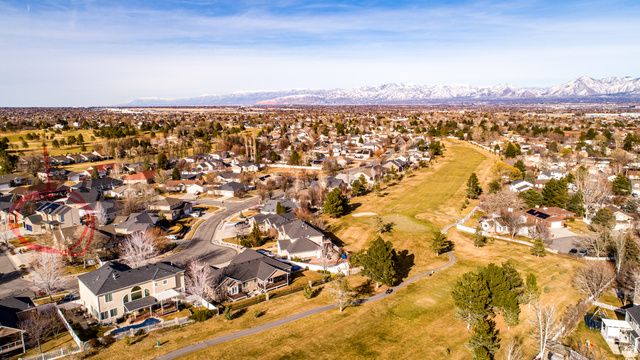 9995 S CADDIE CIR, South Jordan, UT 84009