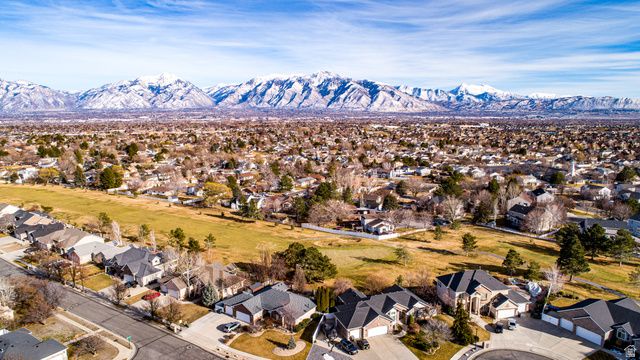 9995 S CADDIE CIR, South Jordan, UT 84009