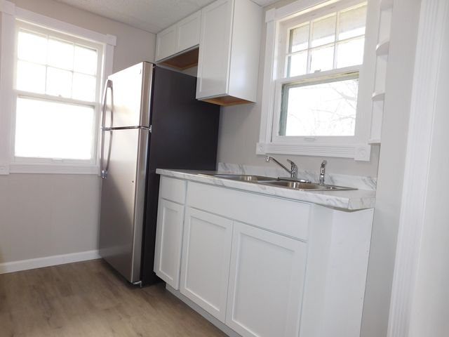 211 N 8th Street, Niles City, MI 49120