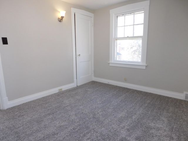 211 N 8th Street, Niles City, MI 49120