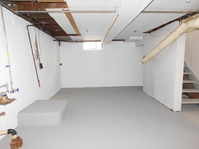 211 N 8th Street, Niles City, MI 49120