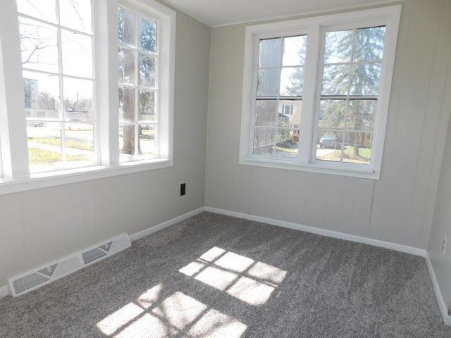 211 N 8th Street, Niles City, MI 49120