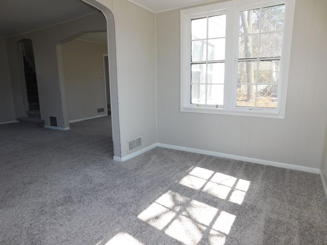 211 N 8th Street, Niles City, MI 49120