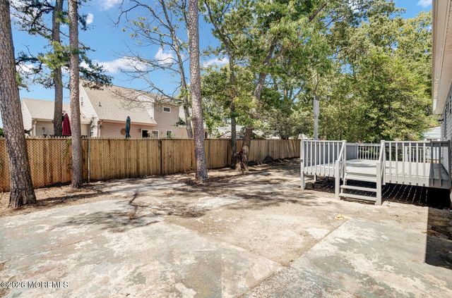 615 Beach Boulevard, Forked River, NJ 08731