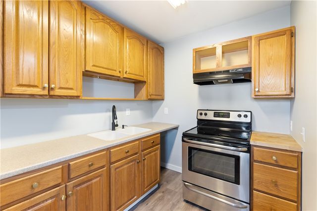 30 Lake Street, Perry, NY 14530