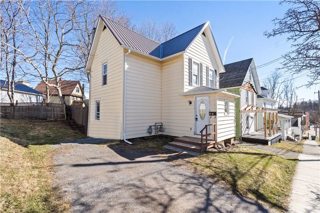 30 Lake Street, Perry, NY 14530