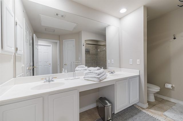 2400 Mccue Road 308, Houston, TX 77056