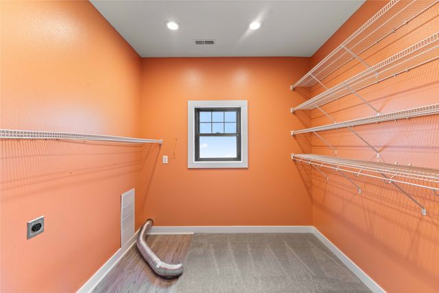 1621 NW 70th Place, Ankeny, IA 50023