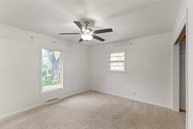 1621 NW 70th Place, Ankeny, IA 50023