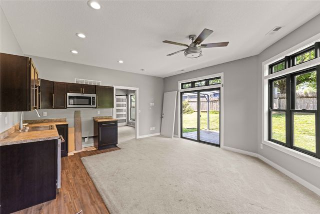 1621 NW 70th Place, Ankeny, IA 50023