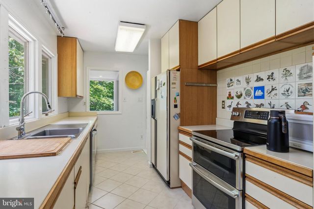 8639 TRUMPS HILL RD, Upper Marlboro, MD 20772