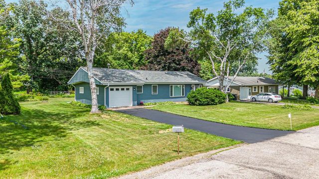 52 MYRNA JANE DRIVE, Oshkosh, WI 54902