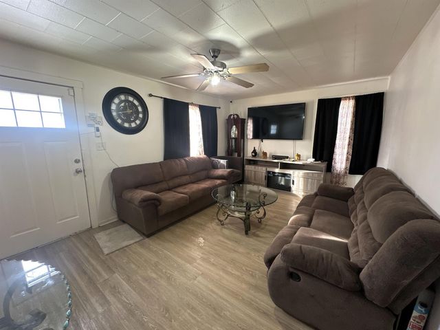 1818 Hale Avenue, Fort Wayne, IN 46802