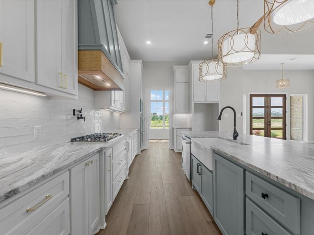 10039 Lakeside Oaks Dr, Plantersville, TX 77363