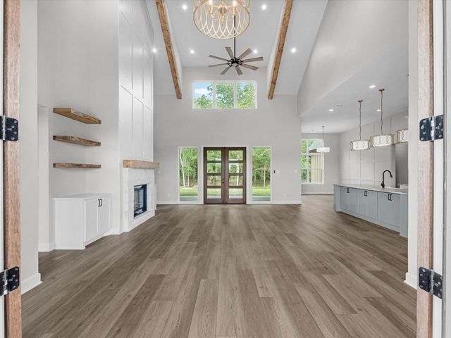 10039 Lakeside Oaks Dr, Plantersville, TX 77363