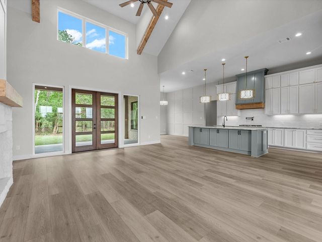 10039 Lakeside Oaks Dr, Plantersville, TX 77363