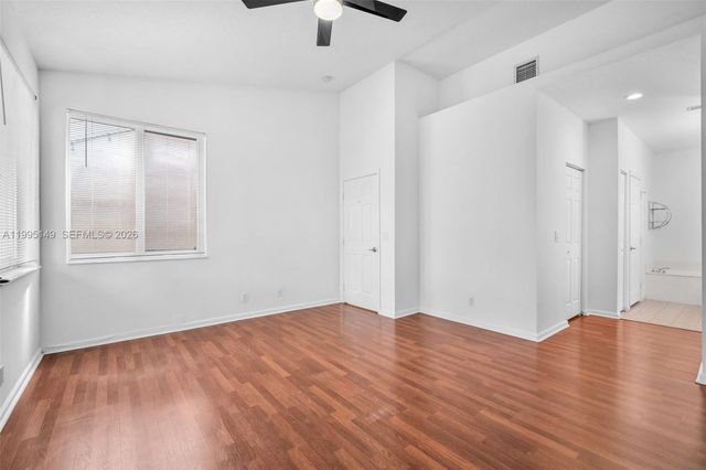 12675 NW 56th Dr 12675, Coral Springs, FL 33076