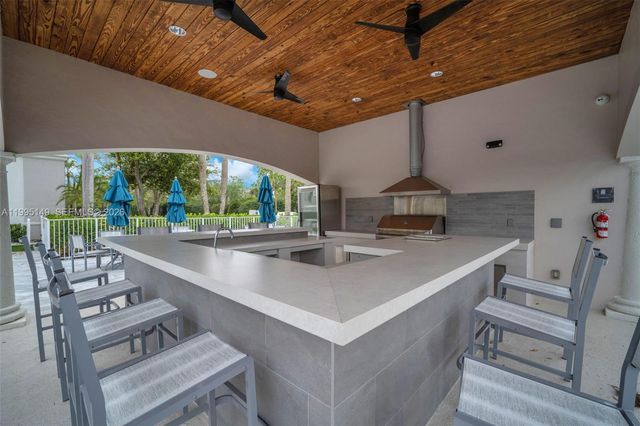 12675 NW 56th Dr 12675, Coral Springs, FL 33076