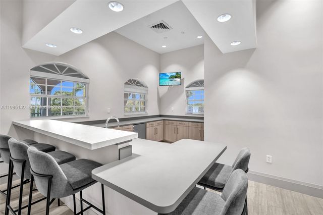 12675 NW 56th Dr 12675, Coral Springs, FL 33076