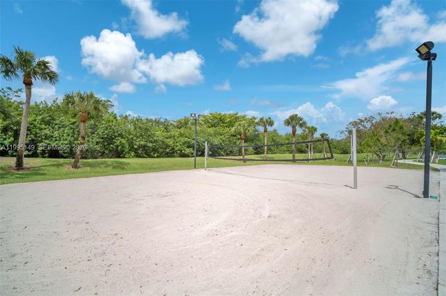 12675 NW 56th Dr 12675, Coral Springs, FL 33076