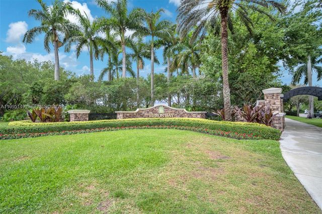 12675 NW 56th Dr 12675, Coral Springs, FL 33076