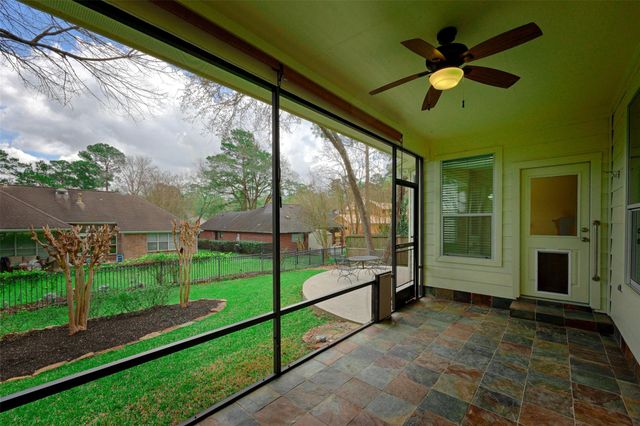 145 Dawns Edge Drive, Conroe, TX 77356