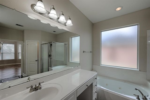 145 Dawns Edge Drive, Conroe, TX 77356