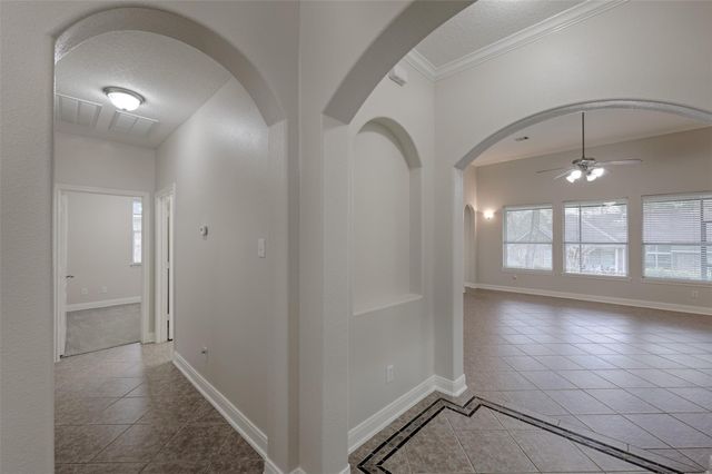 145 Dawns Edge Drive, Conroe, TX 77356