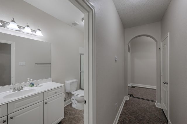 145 Dawns Edge Drive, Conroe, TX 77356