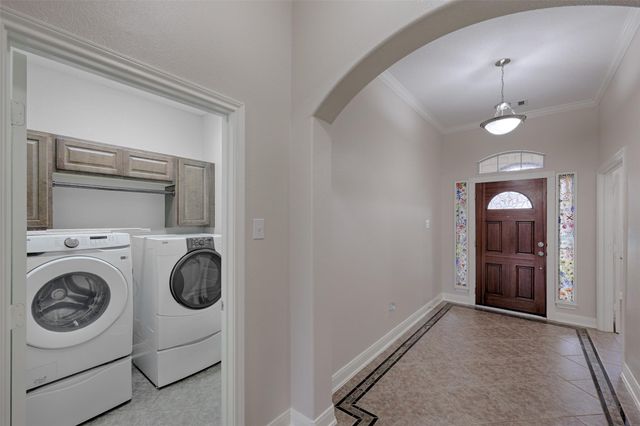 145 Dawns Edge Drive, Conroe, TX 77356