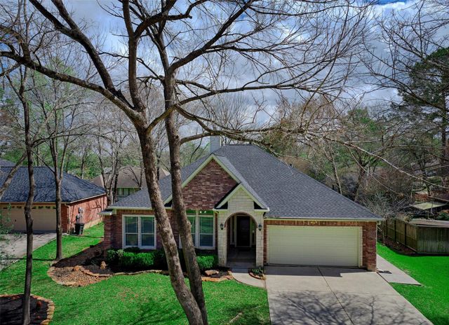 145 Dawns Edge Drive, Conroe, TX 77356