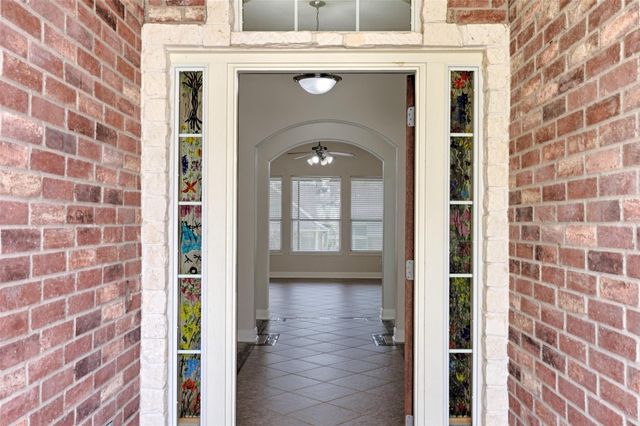 145 Dawns Edge Drive, Conroe, TX 77356