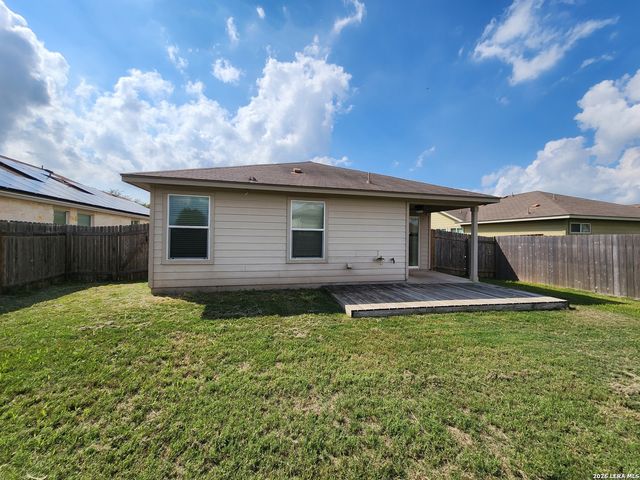 789 GREAT OAKS DR, New Braunfels, TX 78130
